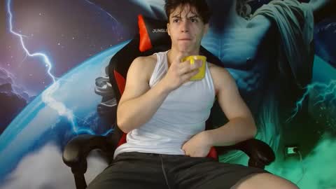 Snapshot of shinobi_grey chatting on 12-09-24, 02:39 .. shinobi .. online show from 12-09-24, 02:39