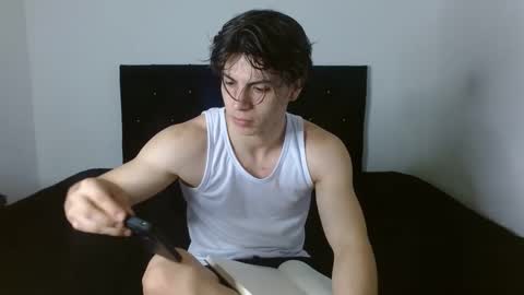 Snapshot of shinobi_grey chatting on 02-14-25, 03:47 .. shinobi .. online show from 02-14-25, 03:47