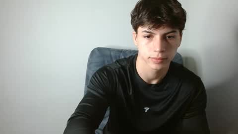 Snapshot of shinobi_grey chatting on 03-11-25, 02:51 .. shinobi .. online show from 03-11-25, 02:51