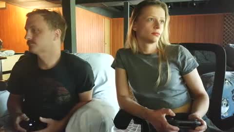 Snapshot of shinyandused chatting on 09-17-25, 05:58 shinyandused online show from 09-17-25, 05:58