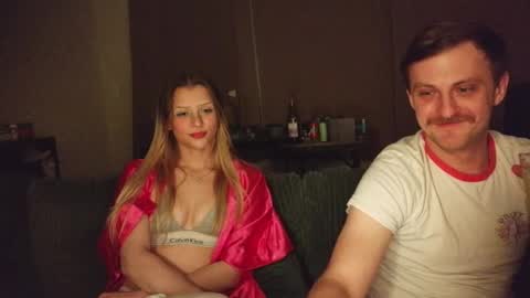 Snapshot of shinyandused chatting on 10-25-25, 02:19 shinyandused online show from 10-25-25, 02:19