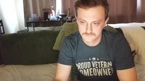 Snapshot of shinyandused chatting on 10-27-25, 07:18 shinyandused online show from 10-27-25, 07:18