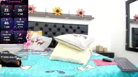 Snapshot of shira_sexylove chatting on 02-05-25, 01:47 shira_sexylove online show from 02-05-25, 01:47