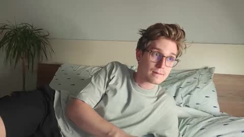 Matthew online show from 12-14-25, 05:29