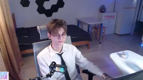 Snapshot of shiromy_ chatting on 11-28-25, 06:43 shiromy_ online show from 11-28-25, 06:43