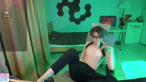 Snapshot of shiromy_ chatting on 02-05-26, 05:39 shiromy_ online show from 02-05-26, 05:39