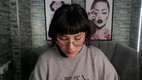 shizuko_b online show from 09-10-25, 02:55