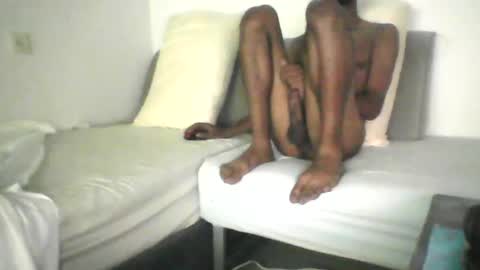 Snapshot of shji25 chatting on 06-25-26, 10:58 shi25 online show from 06-25-26, 10:58