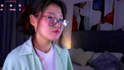 Naomi online show from 05-05-26, 11:51