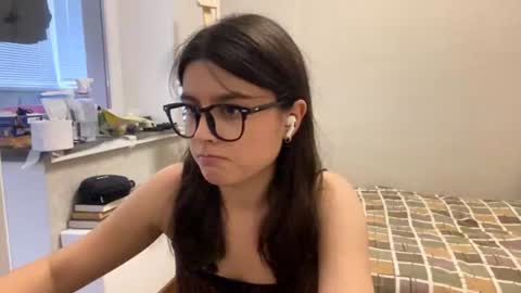 Snapshot of shontagrabowski chatting on 07-28-26, 03:21 Marie online show from 07-28-26, 03:21