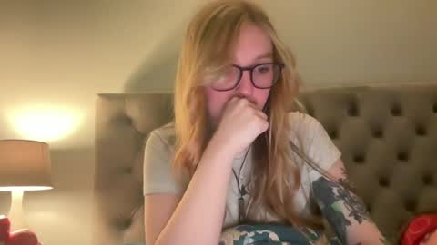 short sweetpea online show from 02-18-25, 12:26