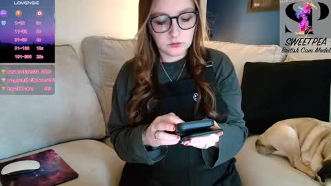 Snapshot of short_sweetpea chatting on 02-15-26, 11:52 short sweetpea online show from 02-15-26, 11:52