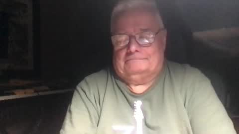 Snapshot of shortbeef11 chatting on 02-05-25, 04:37 shortbeef11 online show from 02-05-25, 04:37