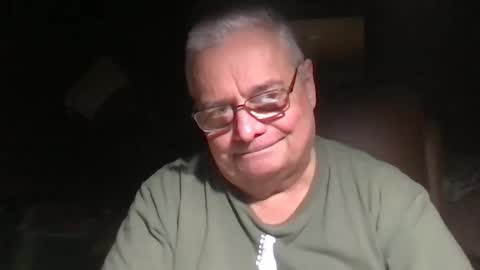 Snapshot of shortbeef11 chatting on 03-08-25, 04:23 shortbeef11 online show from 03-08-25, 04:23