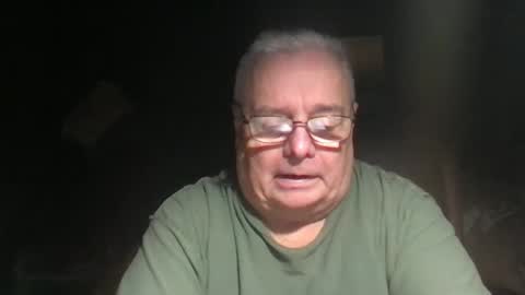 Snapshot of shortbeef11 chatting on 03-10-25, 06:05 shortbeef11 online show from 03-10-25, 06:05