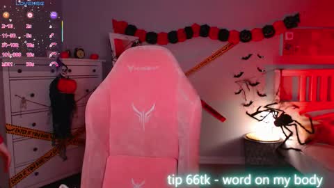 Neila online show from 10-23-25, 02:05