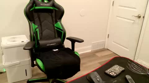 shroom online show from 04-20-26, 01:36