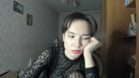 shtuchka2000 online show from 11-30-25, 07:40