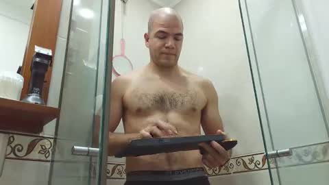 Snapshot of shule71 chatting on 01-10-26, 12:07 shule71 online show from 01-10-26, 12:07