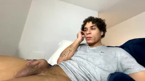 Snapshot of shurthingxx chatting on 01-18-25, 01:18 shurthingxx online show from 01-18-25, 01:18