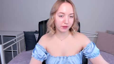 Snapshot of shy_annacutie chatting on 02-01-25, 06:21 Anna online show from 02-01-25, 06:21