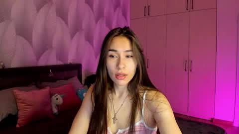 Mika online show from 01-28-25, 02:21