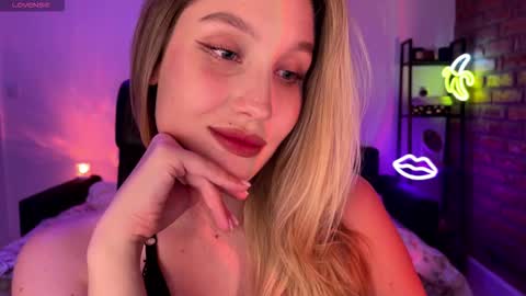 Alice online show from 09-11-25, 11:38