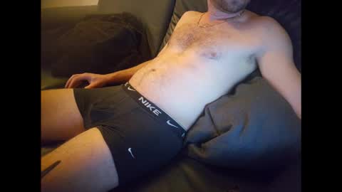 Snapshot of shy_boy93 chatting on 02-15-26, 10:50 xxshy boy online show from 02-15-26, 10:50