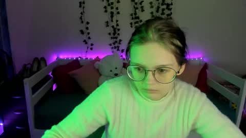 shy_elina01 online show from 10-25-25, 10:12