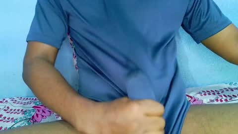 Snapshot of shy_eyes_ chatting on 12-23-24, 02:56 shyeyes online show from 12-23-24, 02:56