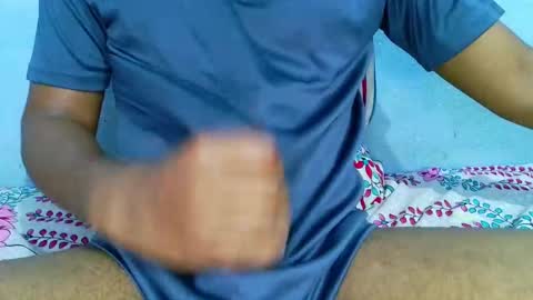 Snapshot of shy_eyes_ chatting on 02-18-25, 02:38 shyeyes online show from 02-18-25, 02:38