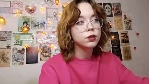 Milena online show from 10-29-25, 02:19