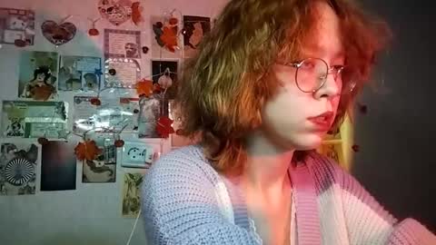 Milena online show from 11-13-25, 04:06