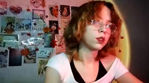 Milena online show from 11-18-25, 01:48