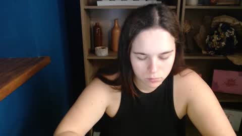 Snapshot of shy_lil chatting on 09-30-25, 10:09 shy_lil online show from 09-30-25, 10:09