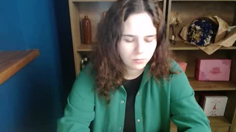 Snapshot of shy_lil chatting on 10-18-25, 12:28 shy_lil online show from 10-18-25, 12:28