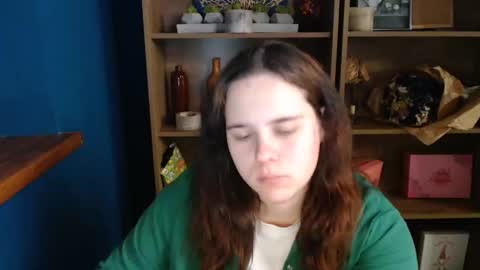 Snapshot of shy_lil chatting on 10-22-25, 01:44 shy_lil online show from 10-22-25, 01:44