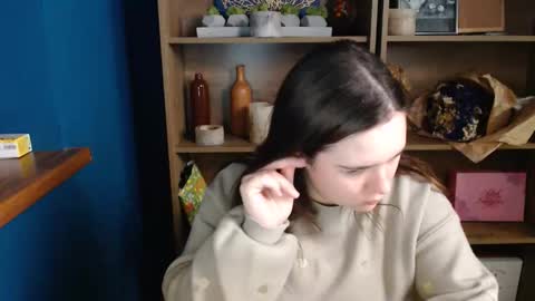 Snapshot of shy_lil chatting on 10-24-25, 05:04 shy_lil online show from 10-24-25, 05:04
