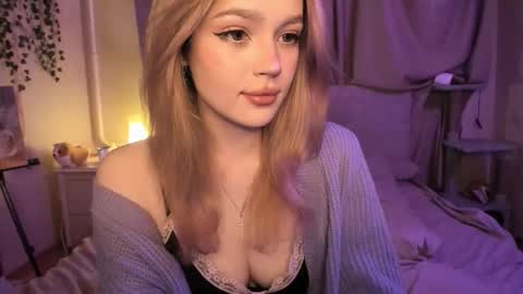 Snapshot of shy_meowmegan chatting on 02-07-26, 08:45 Megan 3 online show from 02-07-26, 08:45