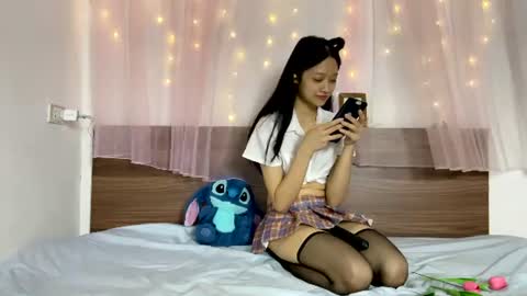 Snapshot of shy_pink_doll chatting on 06-09-26, 03:34 shy_pink_doll online show from 06-09-26, 03:34