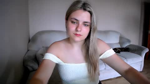 Snapshot of shy_sabrina_ chatting on 06-23-26, 12:47 shy_sabrina_ online show from 06-23-26, 12:47
