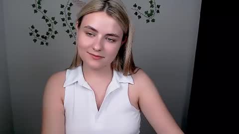 Snapshot of shy_sabrina_ chatting on 07-02-26, 12:55 shy_sabrina_ online show from 07-02-26, 12:55