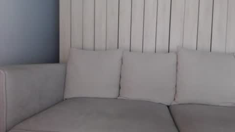 shy_schoolgirl_ online show from 01-30-25, 10:08