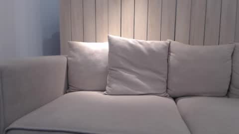 shy_schoolgirl_ online show from 02-20-25, 04:36