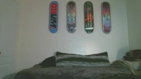 Snapshot of shyboyhugecum2020 chatting on 10-26-25, 01:33 shyboyhugecum2020 online show from 10-26-25, 01:33