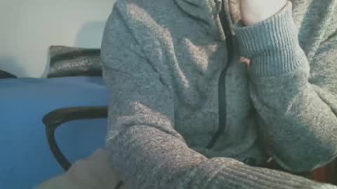 shyboyhugecum2020 online show from 04-03-26, 04:32