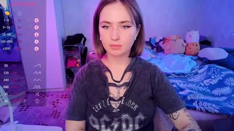 Effie online show from 02-21-25, 09:34