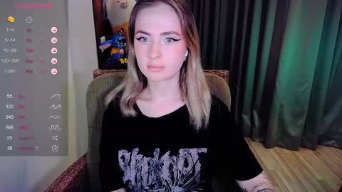 Effie online show from 10-16-25, 07:09