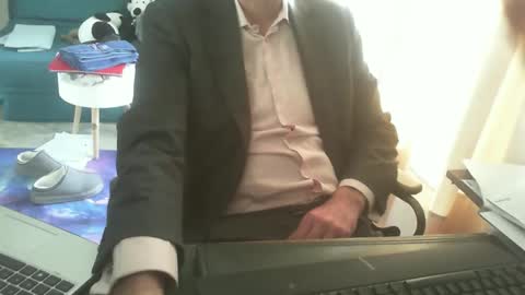 Snapshot of shyfrenchcock chatting on 03-03-25, 07:32 shyfrenchcock online show from 03-03-25, 07:32