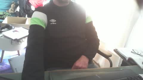 Snapshot of shyfrenchcock chatting on 03-08-25, 01:47 shyfrenchcock online show from 03-08-25, 01:47